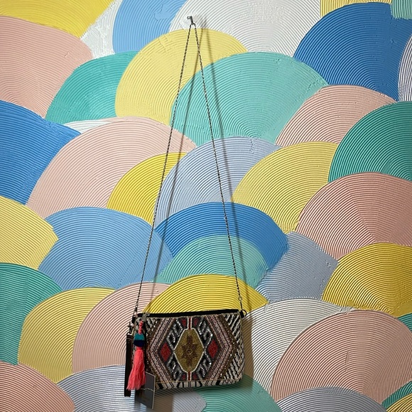 🎀 ExpressionsNYC beautiful beaded embellished bag - Picture 2 of 10